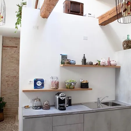 Al Pozzo Di Luce Bed & Breakfast 2*