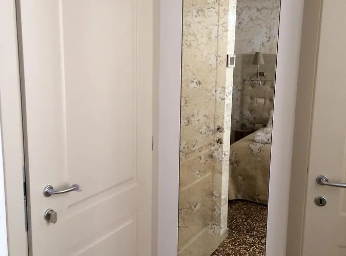 B＆b アル ポッツォ ディ ルーチェ 4*