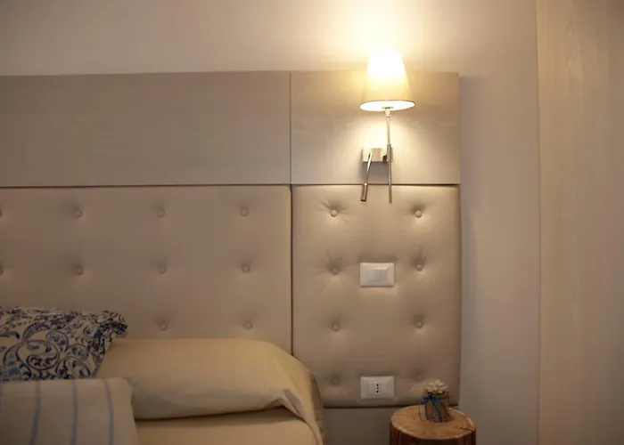 B＆b アル ポッツォ ディ ルーチェ 4*