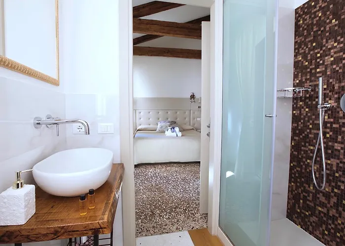 B＆b アル ポッツォ ディ ルーチェ ベッド・アンド・ブレックファスト ヴェネツィア