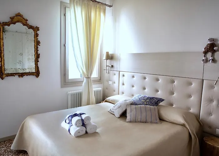 ベッド・アンド・ブレックファスト B＆b アル ポッツォ ディ ルーチェ 4*