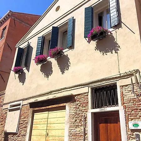 Al Pozzo Di Luce Bed & Breakfast Venedig