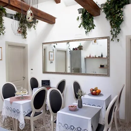 Al Pozzo Di Luce Alojamento de Acomodação e Pequeno-almoço 4*