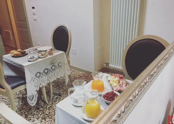 Oda ve Kahvaltı Al Pozzo Di Luce Venedik