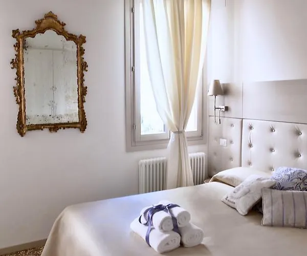 Oda ve Kahvaltı Al Pozzo Di Luce Venedik