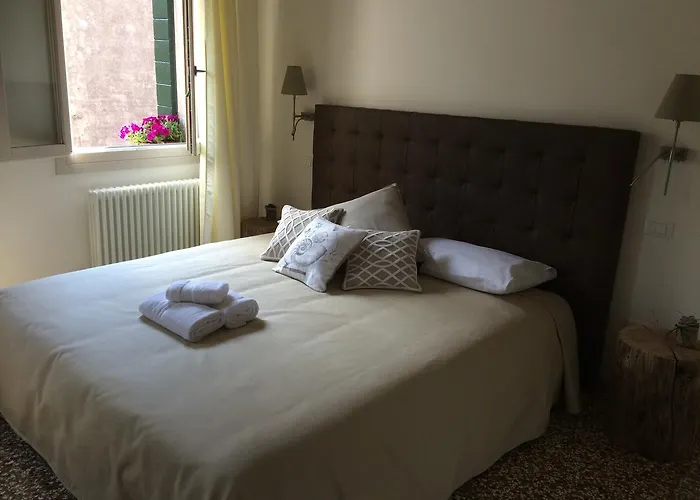 Al Pozzo Di Luce Bed & Breakfast 4*