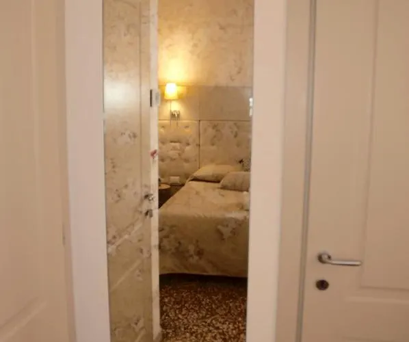 Bed & Breakfast Al Pozzo Di Luce Benátky